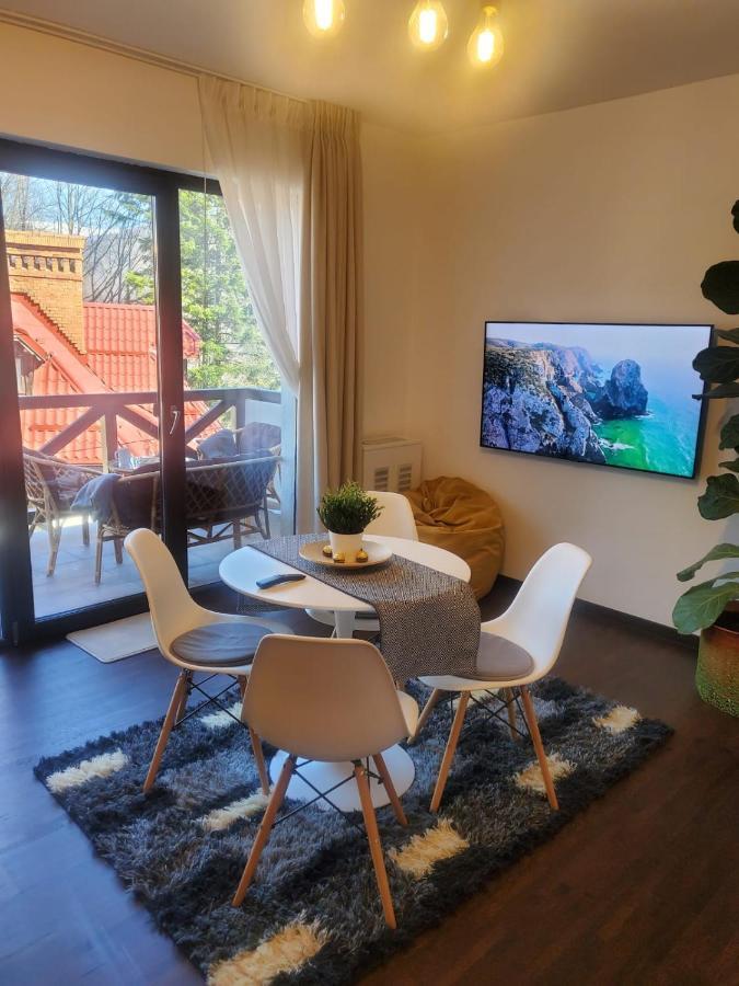 Casa Larisa - Wolves Apartment سِنايا المظهر الخارجي الصورة